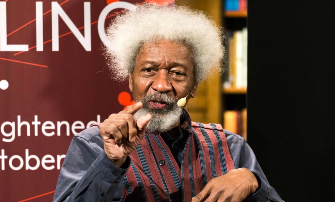 u.s. revokes prof. soyinka's visa
