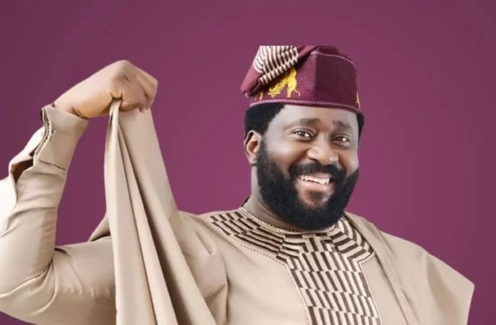 desmond elliot