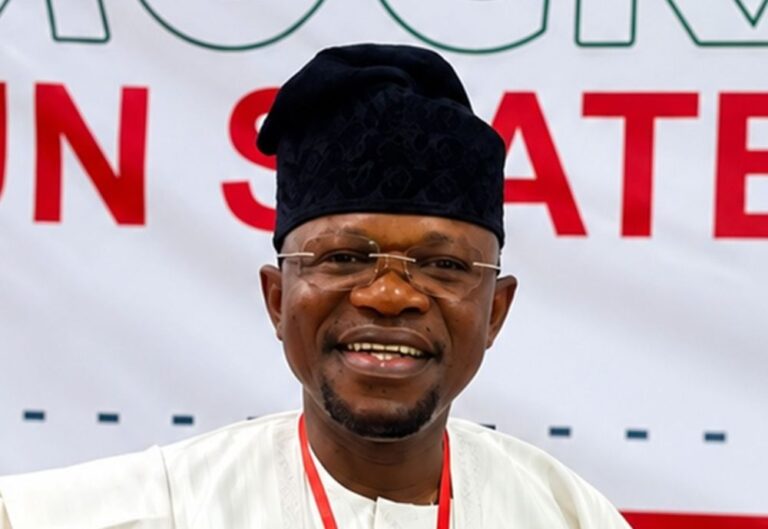 abayomi tella
