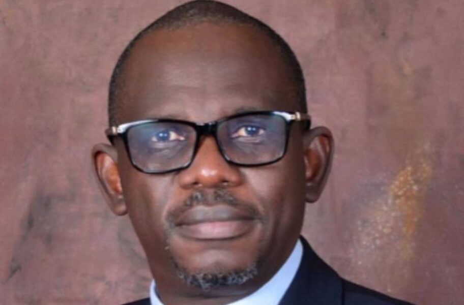 oluwasina ogungbade